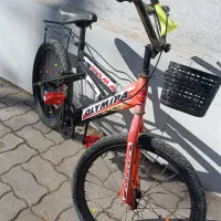 یک عدد دوچرخه سایز ۲۰ درحد خشک همچی نو