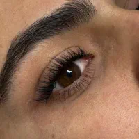 تخفیف آموزش و خدمات اکستنشن مژه و لیفت مژه و ابرو|خدمات آرایشگری و زیبایی|شیراز, فرهنگ شهر|دیوار