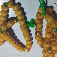 ۲ عدد تسبیح کهربا معاوضه با ساعت و انگشتر نقره
