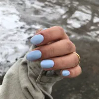 انجام خدمات کاشت ناخن