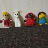 ۴عدد عروسک کار دست|اسباب‌‌بازی|فولادشهر, B5|دیوار