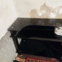 میز آرایشی شیشه‌ای