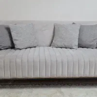 مبلمان به همراه میز