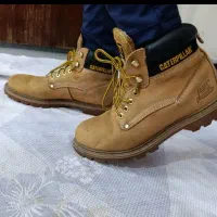 کفش کوهنوردی چرم ومخصوص کارهایه خطرناک ایمنی