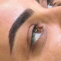 نیازمند مدل برای سالن زیبای جدید