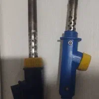 یک هویه ۶۰ وات و یک هویه نزدیک ۱۶ وات