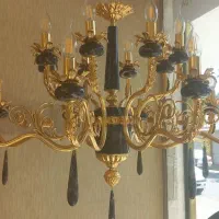 لوستر از جنس برنج و سنگ مشکی از مرغوبترین جنس