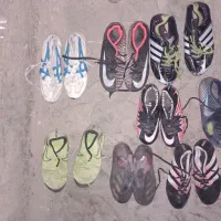 تعدادی کفش فوتبال و فوتسال