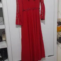 لباس  یلدای سایز۳۶ یا۳۸ به ۴۵۰ میدم سالم هست|لباس|کاشمر, |دیوار