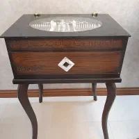 سرویس قاشق و چنگال ۱۲ نفره همراه کنسول چوبی