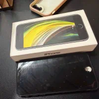 گوشی آیفون se2020 128 گیگ