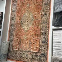 ففروشنده فرش ماشینی