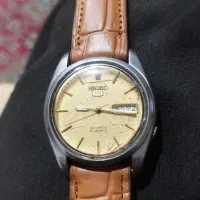 سیکو ۵اتوماتیک پشت شیشه صفحه اصلی 100تمیز6میلیون