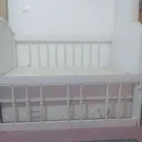 تخت متحرک کودک