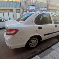 ساینا بی رنگ ۹۸