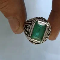 انگشتر زمرد