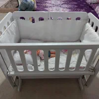 گهواره ی نوزاد در حد نو|اسباب و اثاث بچه|لوندویل, |دیوار