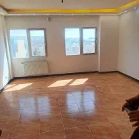 ۸۰ متر ، خوش نقشه ، / نوساز / شیک و مرتب