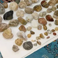 تعدادی سنگ های قیمتی|کلکسیون اشیاء عتیقه|اهواز, گلستان|دیوار