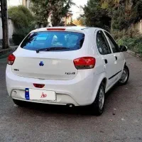 تیبا ۲ بی رنگ بی ضربه بدون ترک استثنائی|خودرو سواری و وانت|رشت, منظریه|دیوار