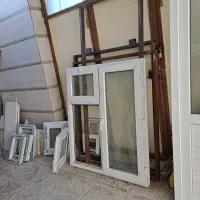 پنجره دوجداره  و درب همراه با فرم