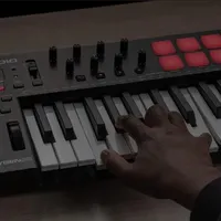 میدی کنترلر M-Audio،oxygen25