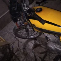 هندا۱۲۵|موتورسیکلت|رباط‌کریم, کیکاور|دیوار