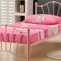 تخت و کمد کودک