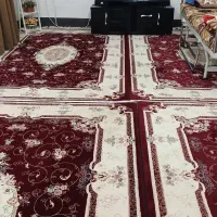 5قالی شش متری و 1 قالی ۱.۵ در ۳ و 6 عدد پشتی