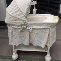 کنار تختی نوزاد