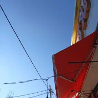 سایبان تاشو جلوی مغازه