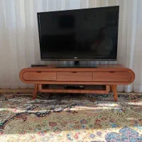 تلویزیون 42 LG