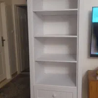 ویترین برای کتاب یا اسباب بازی