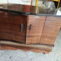 تلویزیون قدیمی|کلکسیون اشیاء عتیقه|صدرا-فارس, فاز ۱|دیوار