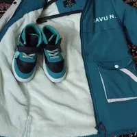 کتونی و کاپشن