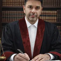 وکیل پایه‌یک دادگستری شهر تهران ۱۴ سال سابقه ثبتی