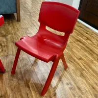 میز تحریر و صندلی کودک|اسباب و اثاث بچه|رشت, گلسار|دیوار