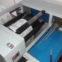 رول کن سفره یکبار مصرف و کیسه زباله و پلاستیک فریز