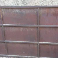 میز کار آهنی
