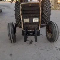 ترلکتور ۲۸۵ مدل ۸۲