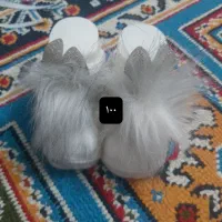 تعداد زیادی لباس بچه