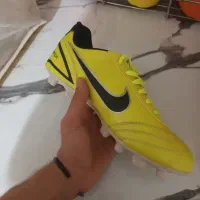 کفش فوتبالی