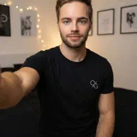 تولید عکس با هوش مصنوعی|تابلو، نقاشی، عکس|تهران, راه آهن|دیوار