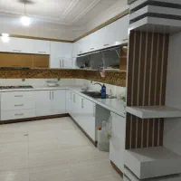 واحد طبقه اول حاشیه دانشجو