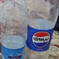 بطری خالی نوشابه و آبمعدنی
