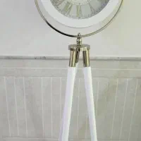 ساعت ایستاده