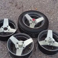 فروشی|قطعات یدکی و لوازم جانبی|نگین کویر, |دیوار