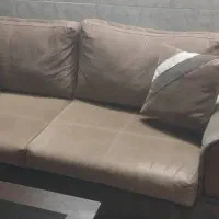 مبل به همراه میز