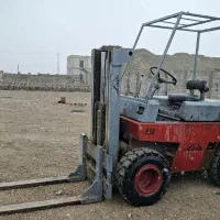 لیفتراک ۳ تن دیزلی مارک لینده|ماشین‌آلات صنعتی|بازرگان, |دیوار