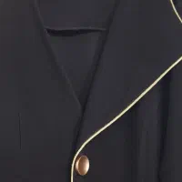 مانتو شلوار|لباس|قم, نیروگاه|دیوار